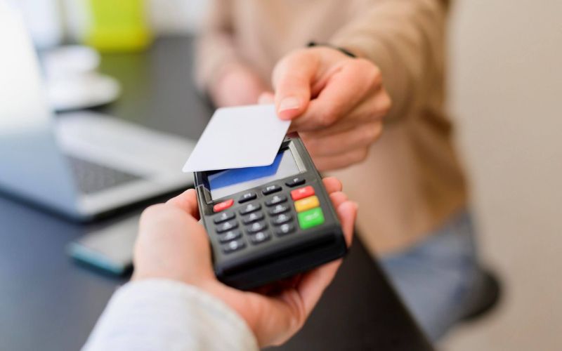 Dịch vụ quẹt thẻ tín dụng lấy tiền mặt ngay lập tức tại Aaupay.net