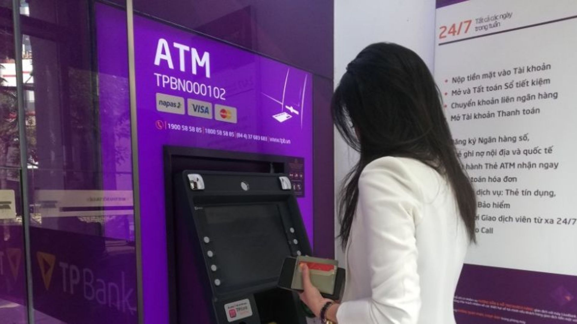 Lãi suất và phí rút tiền mặt thẻ tín dụng TPBank Evo