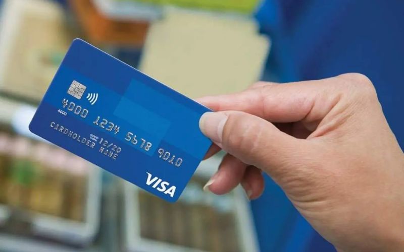 Quẹt thẻ tín dụng TRẢ GÓP lãi suất thấp tại HCM